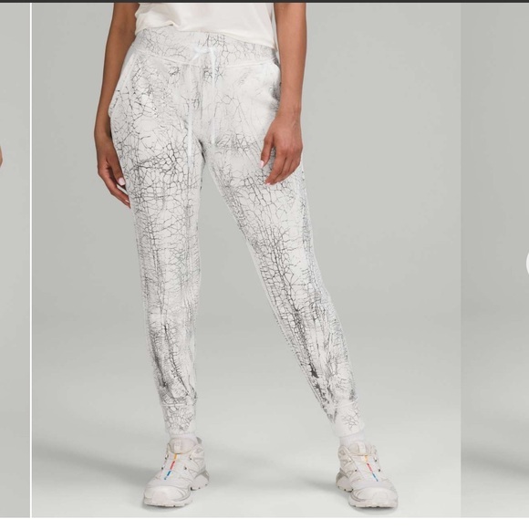 lululemon athletica Pants - Lululemon warm down jogger